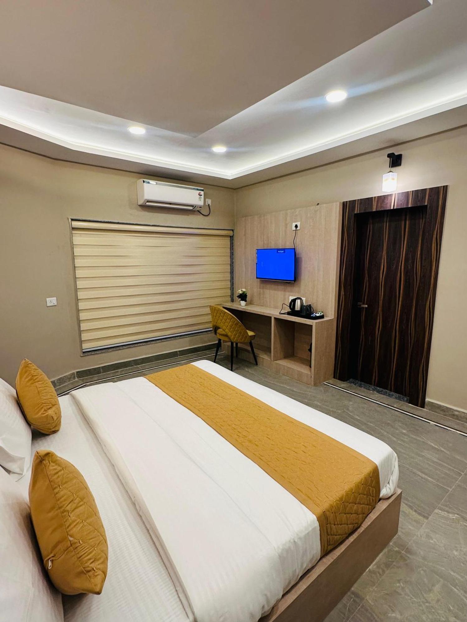 Hotel The Grand Agastya Kaohni Esterno foto