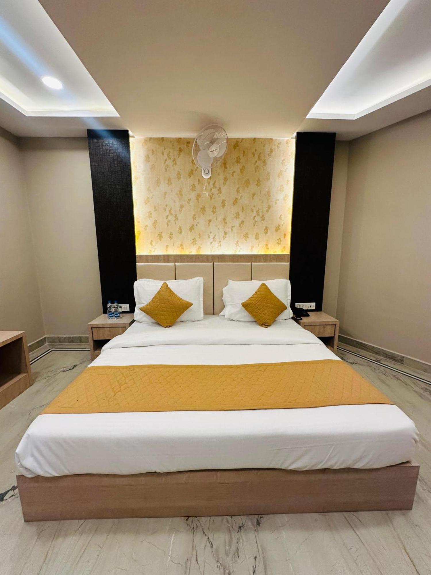 Hotel The Grand Agastya Kaohni Esterno foto