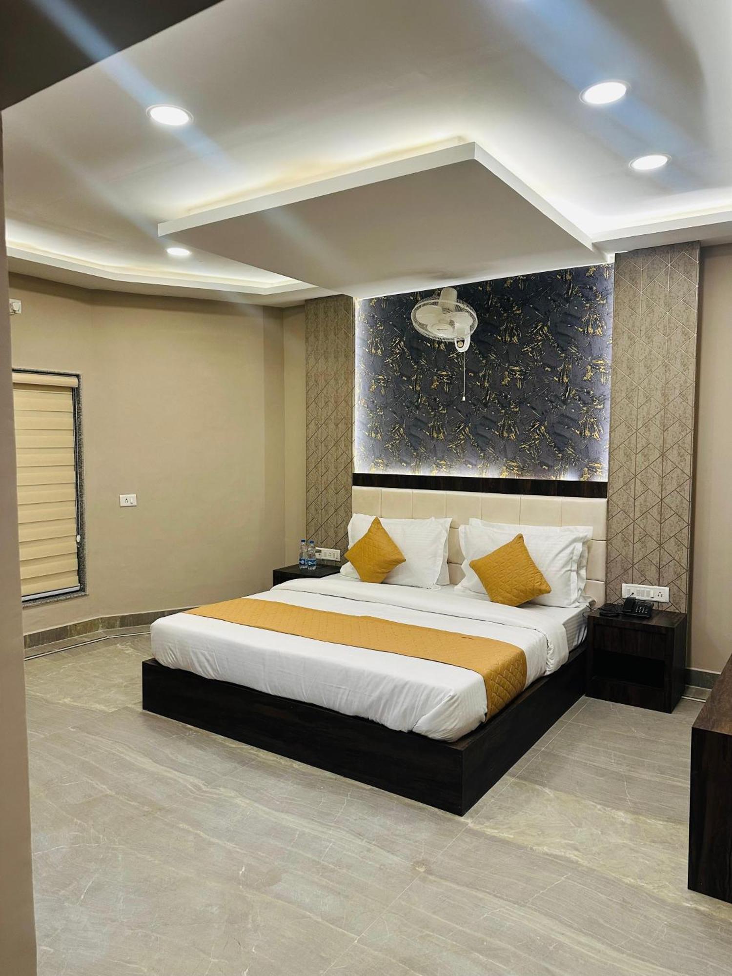 Hotel The Grand Agastya Kaohni Esterno foto