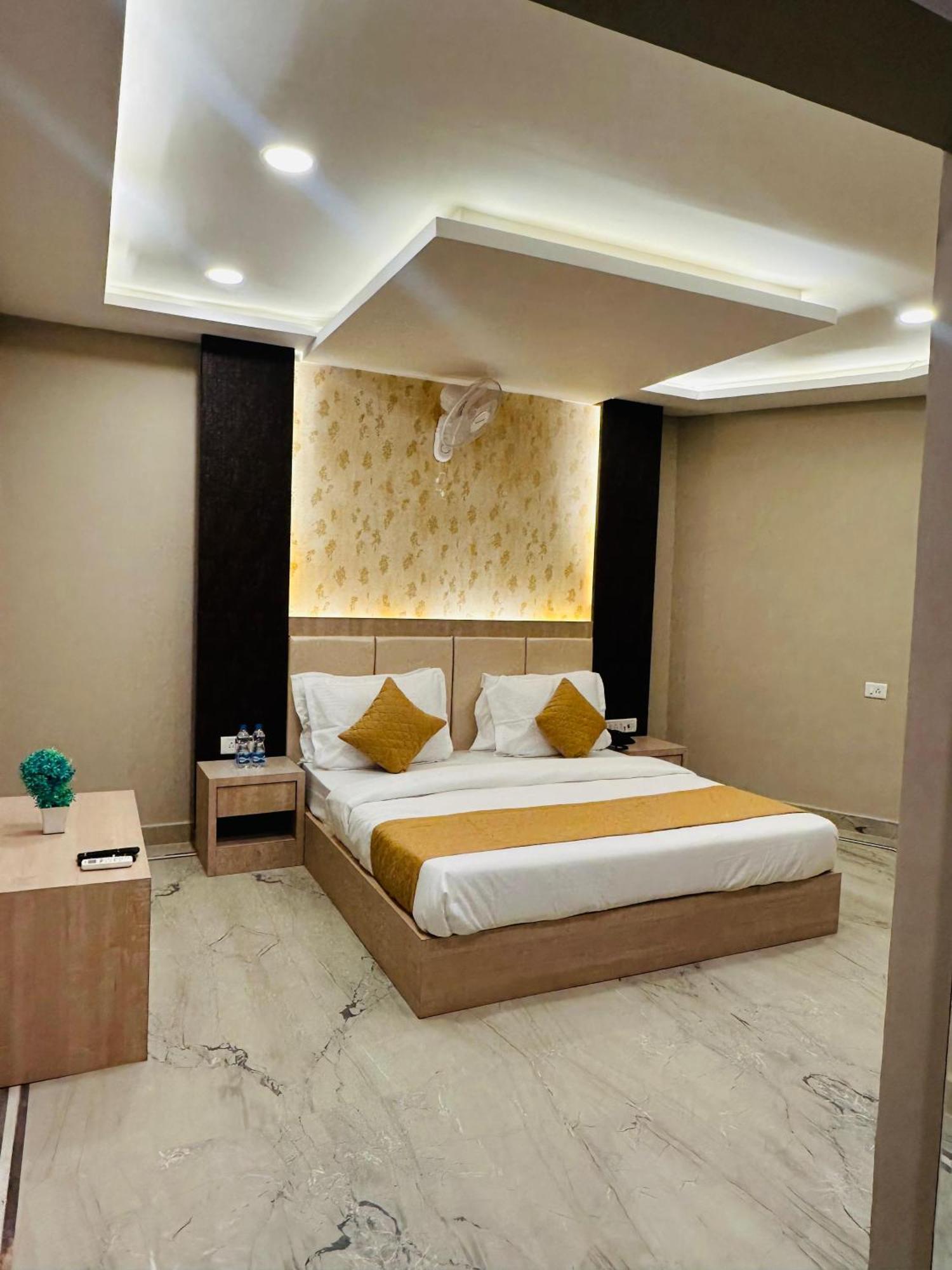 Hotel The Grand Agastya Kaohni Esterno foto