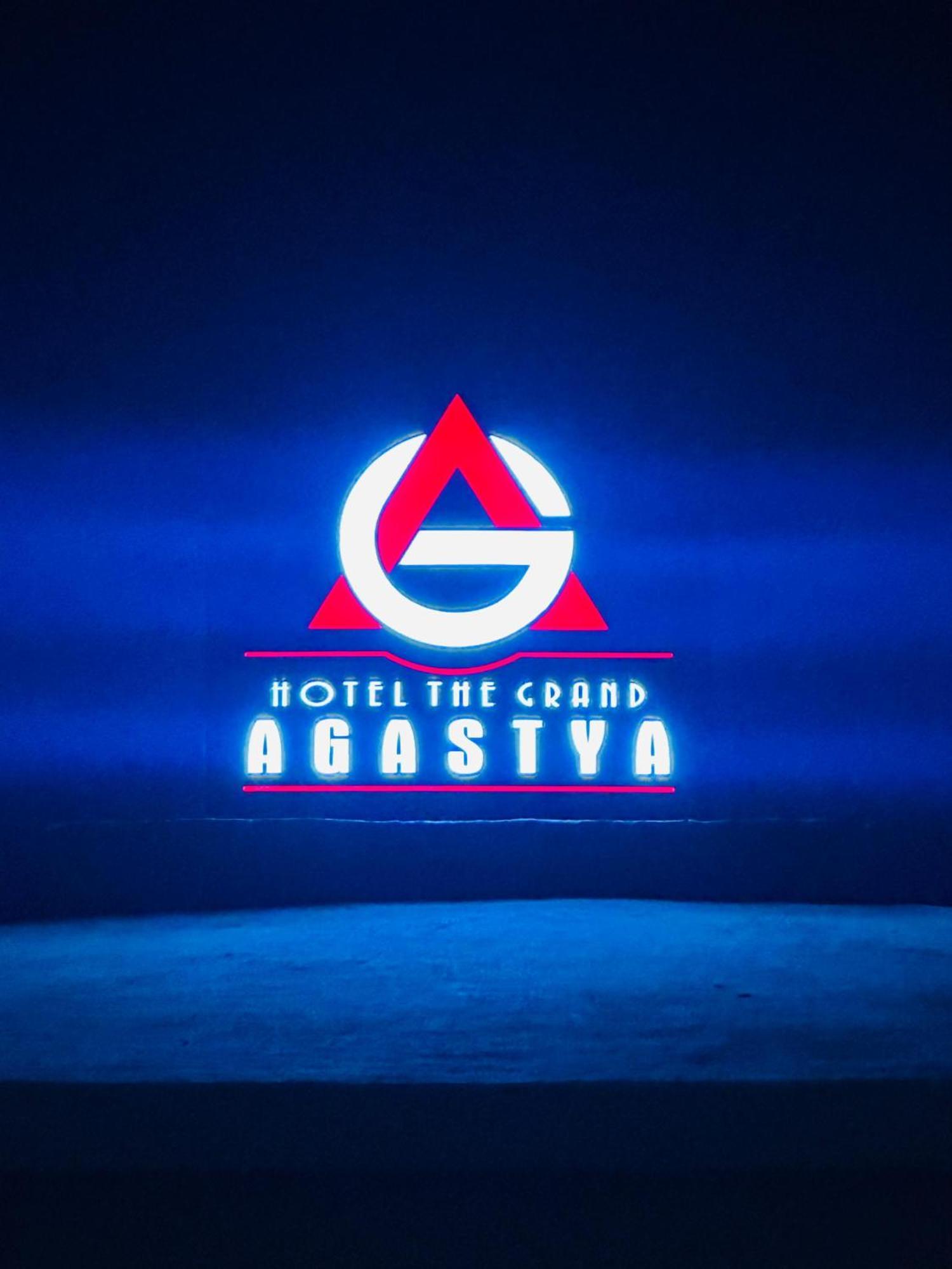 Hotel The Grand Agastya Kaohni Esterno foto