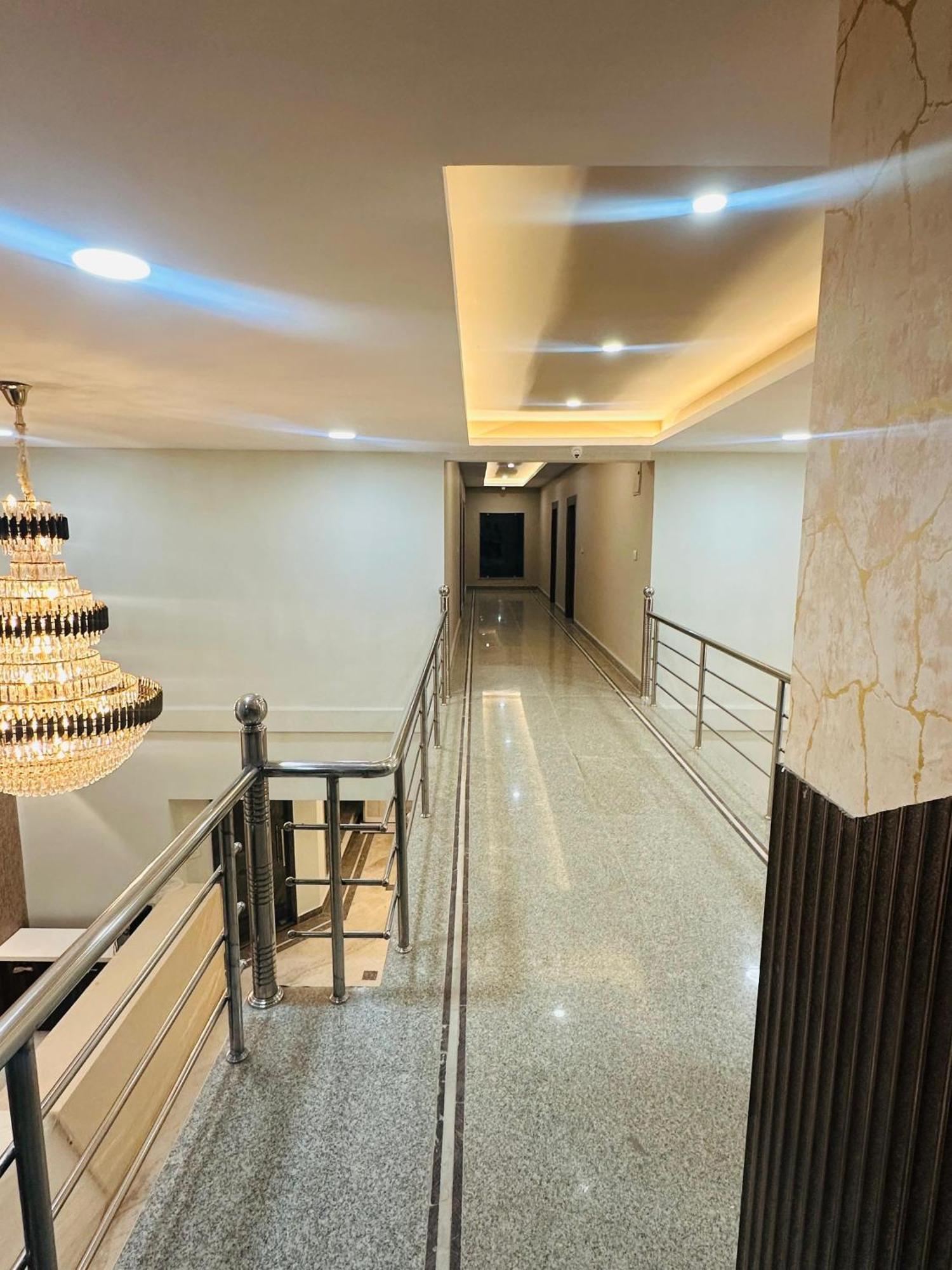 Hotel The Grand Agastya Kaohni Esterno foto